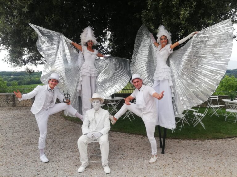 68f2d027-b600-435a-8185-3847261242b2